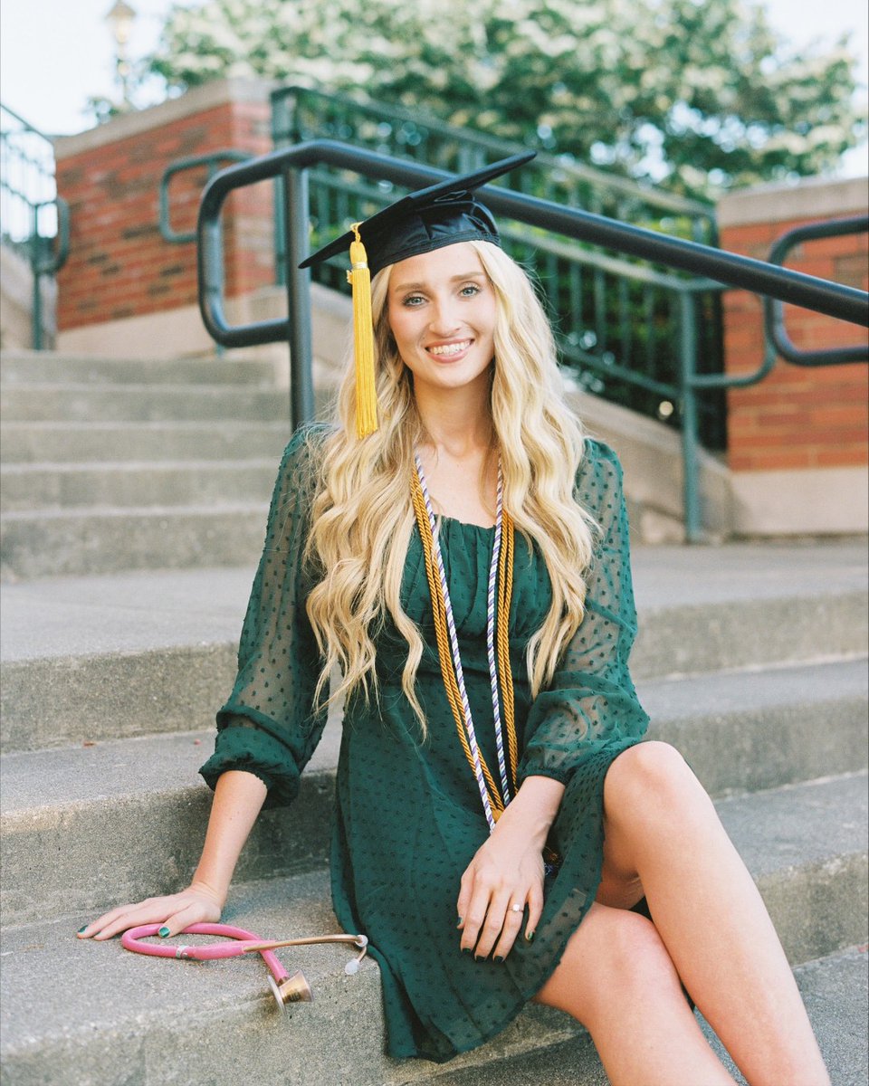 Join us in congratulating Taylor Reynolds who graduated with her Bachelor of Science in Nursing! 🎓 💚 🎉 Hats off to our amazing OHIO Southern graduates! Your journey doesn't end here... it's just the beginning of new adventures. Keep shining! 💫