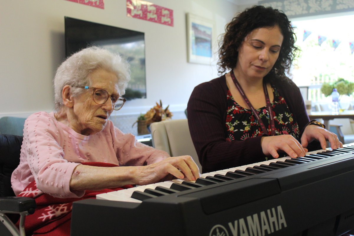 🌟 This #DementiaActionWeek, help improve dementia care through music! 🎶 

Our friends at @nordoffrobbins are conducting a survey to enhance their dementia and music resources. 

Your feedback is invaluable! Participate here: nordoff-robbins.org.uk/dementia-and-m…

#DementiaCare #MusicTherapy