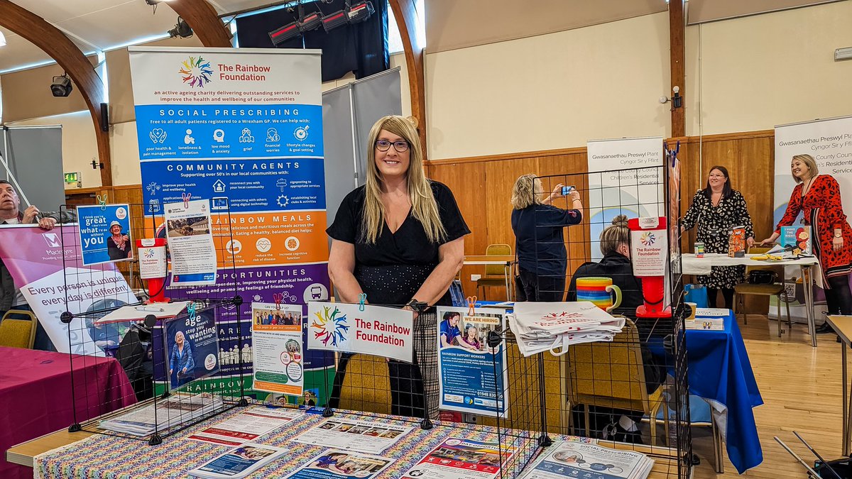 We are at the Wrexham Job Fair today at Wrexham Memorial Hall until 2pm. Pop down and chat with us about a career in care.

Alternatively you can find out more about joining our incredible award winning care team at: therainbowfoundation.org.uk/rainbow-suppor…

#wrexhamjobs #CareerOpportunity