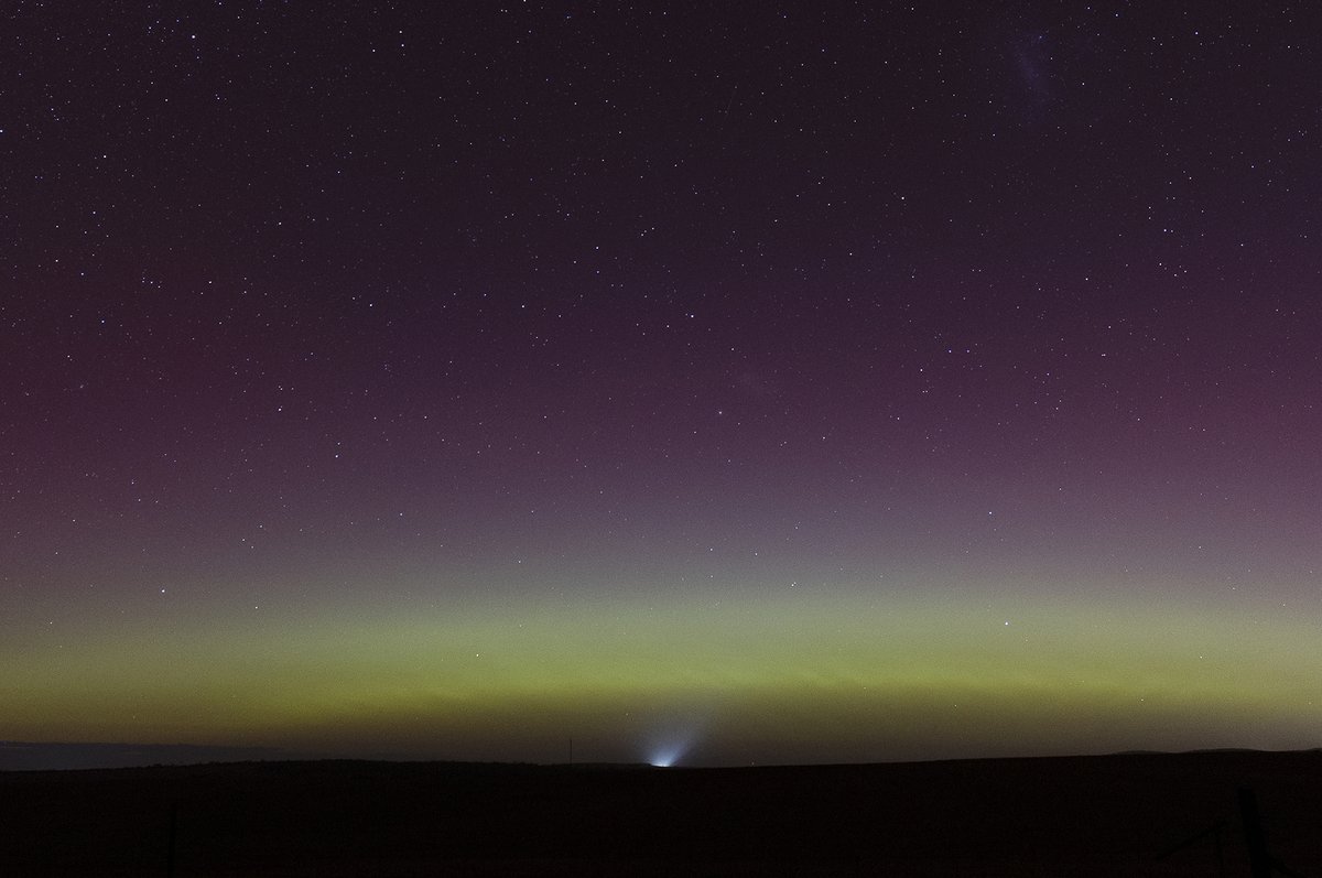 The aurora was settling down at around 8:20 on Saturday night ...
... or so I thought!
Not long after this it came back and put on its best show!
(The light on the horizon is a car's headlights.)
Near Eudunda, South Australia.
#aurora