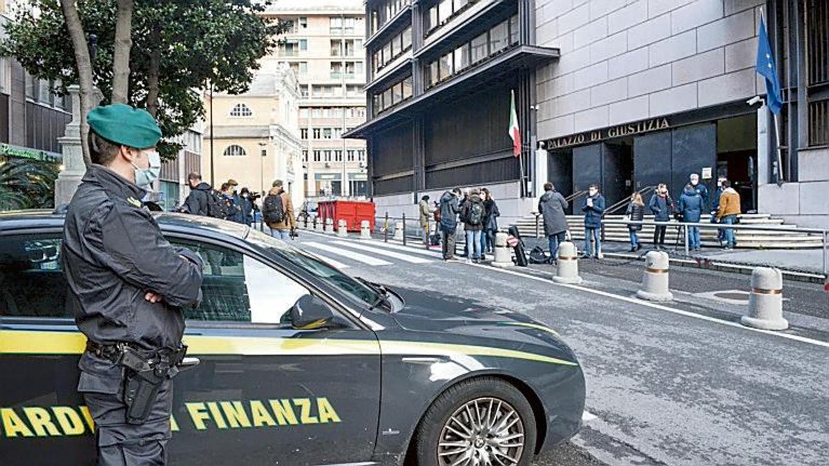 Tutti assolti i tifosi del Genoa accusati di estorsione dlvr.it/T6vlCY