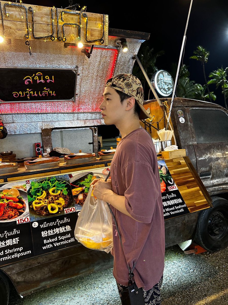 HENRY LAU tweet media
