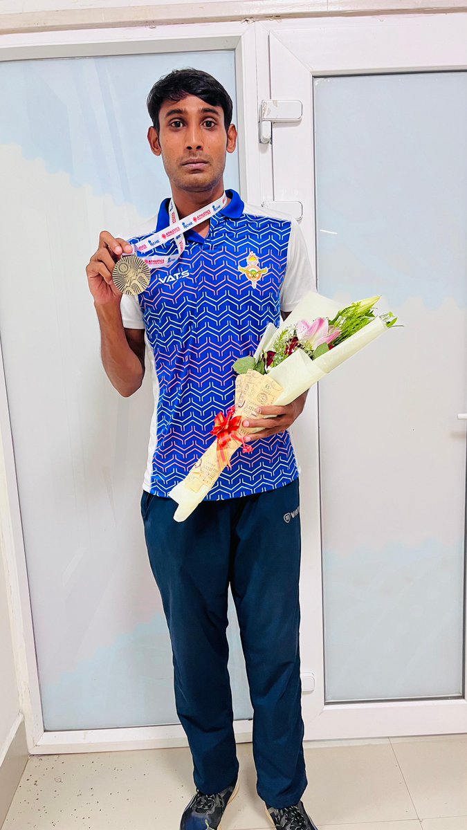 #IAF congratulates JWO Chethan for winning Gold Medal in High Jump event in the 27th National Federation Senior Athletics Championship held at Kalinga Stadium, Bhubaneswar from 12 to 15 May 2024. JWO Chethan cleared 2.09 mtrs to win the gold. Proud moment for IAF. #KheloIndia