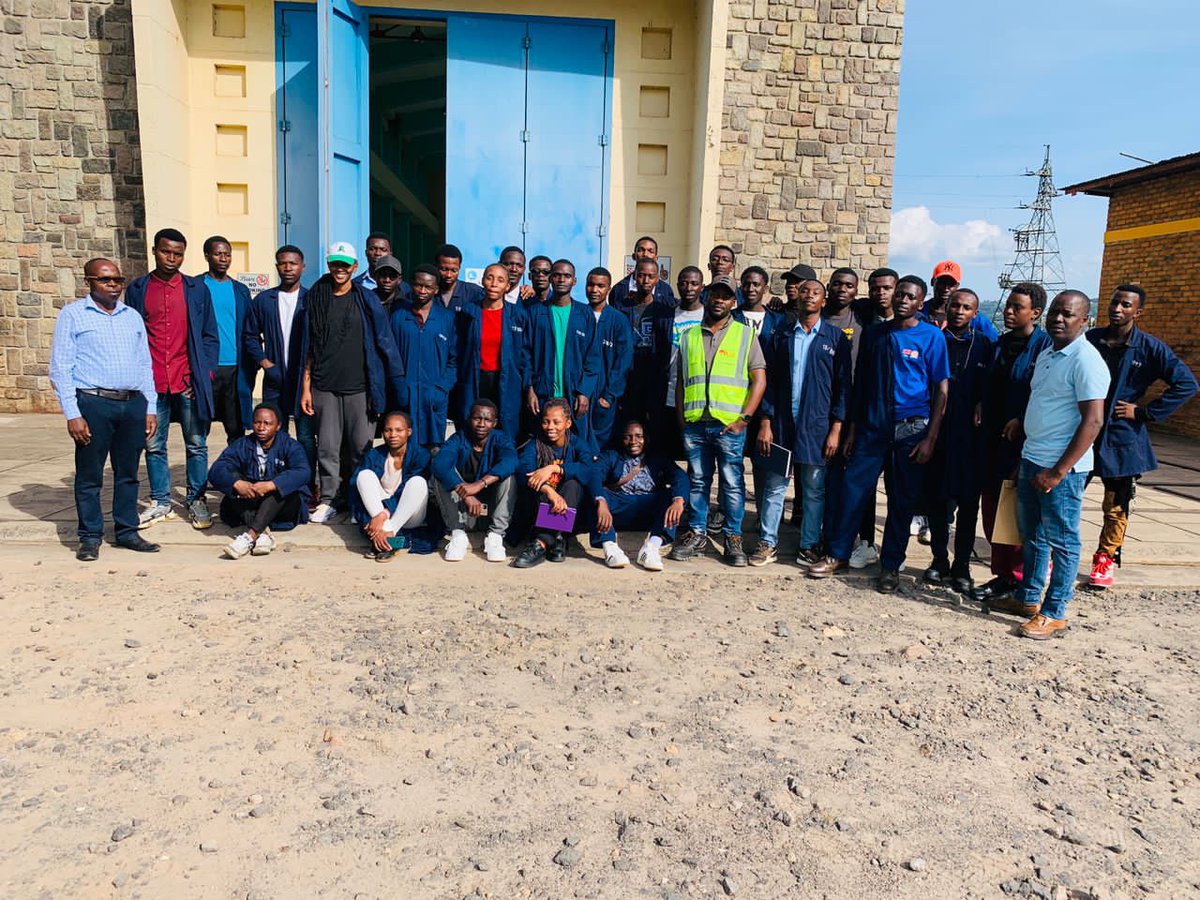 On May 14th, 2024, the third-year students of Renewable Energy Technology embarked on a study visit to the Ntaruka Hydropower plant in @BureraDistrict. Their objective was to witness firsthand the practical implementation of AC machines in power generation. @RwandaPolytec