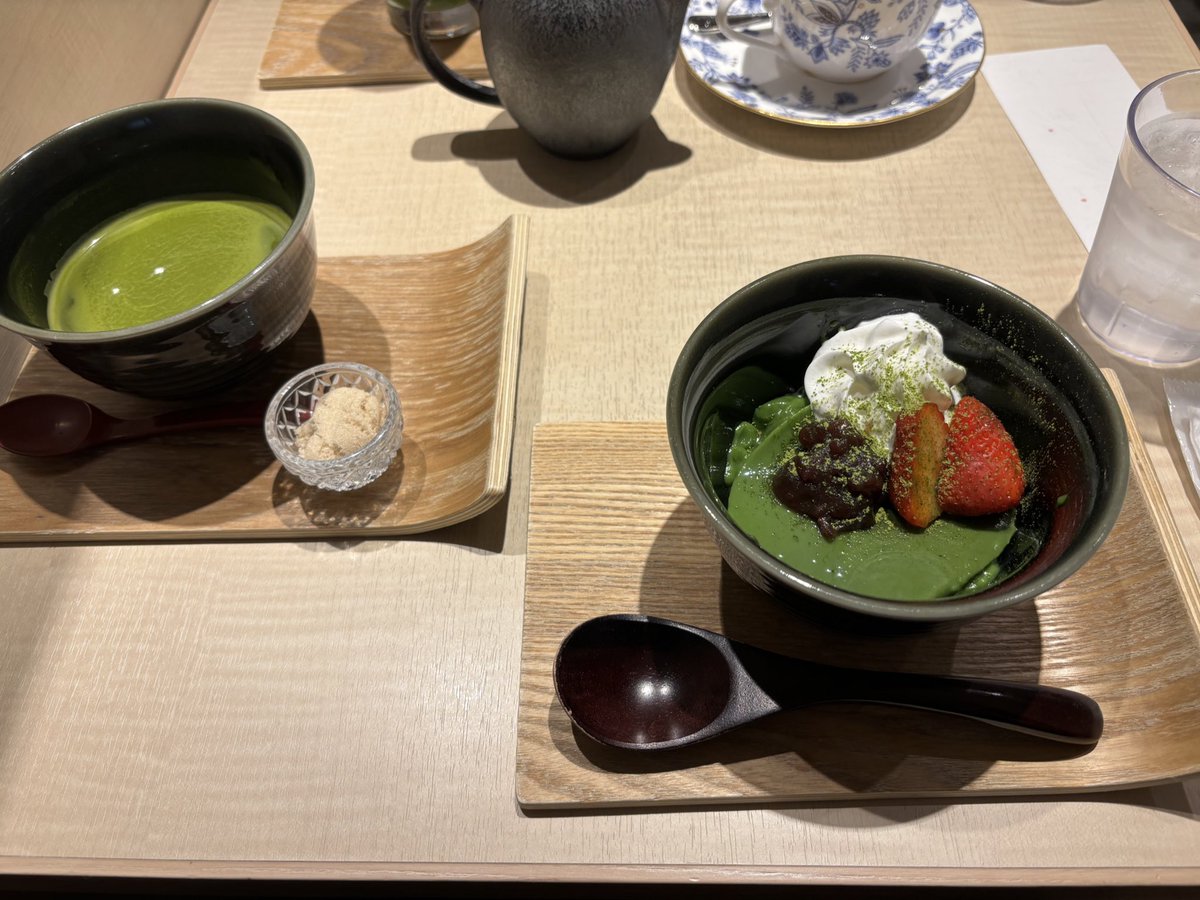 抹茶と抹茶プリン！抹茶大好きなんだ〜幸せすぎた
カフェに付き合ってくれたフォロワーちゃんありがとう！