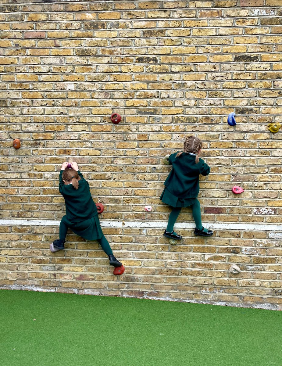 Meanwhile, here in Camden, while the older girls are away in France + Derbyshire, it is business as usual!  We're playing, learning - practising ball skills +  climbing! - laughing with friends.
#spiritedversatileachievers #wheregirlsdare #bestgirlsschool #camdenschool