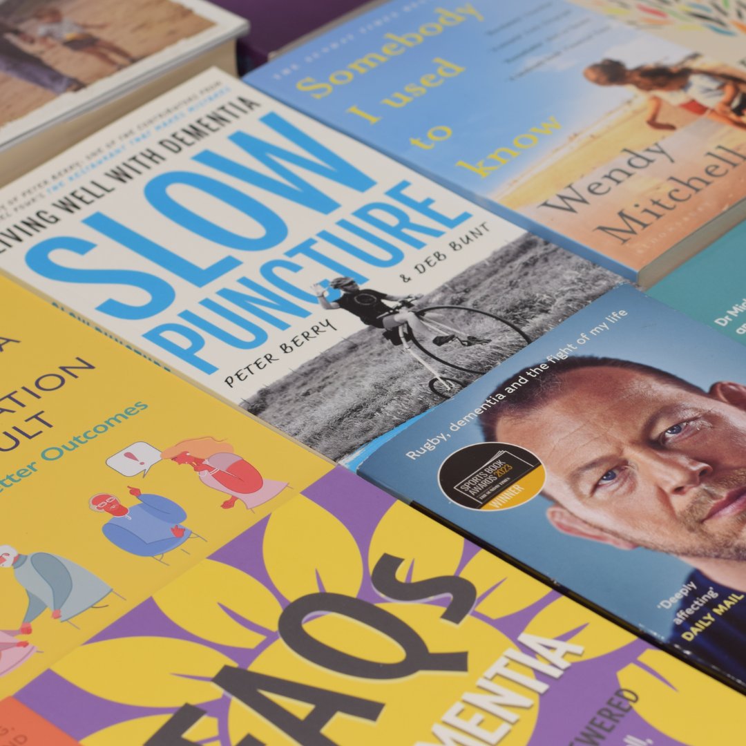 Reading Well for Dementia⬇️ @readingagency 

It’s Dementia Action Week, a campaign which inspires people across the country to take action on dementia💬

We will be celebrating Reading Well throughout the week and beyond –borrow books from the collection at your local library💛