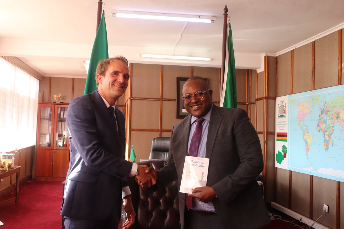 A new chapter in 🇿🇲-🇫🇷relations! Hon. Mulambo Haimbe, MP Acting Minister of Foreign Affairs and International Cooperation, welcomed Ambassador-designate Thomas Rossignol just 24 hours after his arrival.