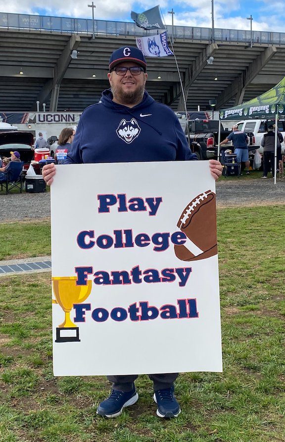 Play College Fantasy Football in 2024! 
#PlayCFF #CollegeFootball 
#CollegeFantasyFootball