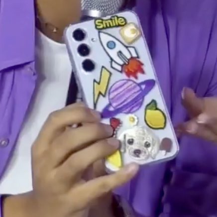 Whats with the  🪐Saturn and  Spaceship 🚀 for DonBelle ?? I remember this on their whiteboard drawing too!  Ofcourse we all know  😊🦖 🐶🧀…  and yah how abt  🍋🍳? Hmmm 🤔 

#DonBellexSamsung #DonBelle 
#TeamGalaxy #GalaxyA55 5G #SamsungPH