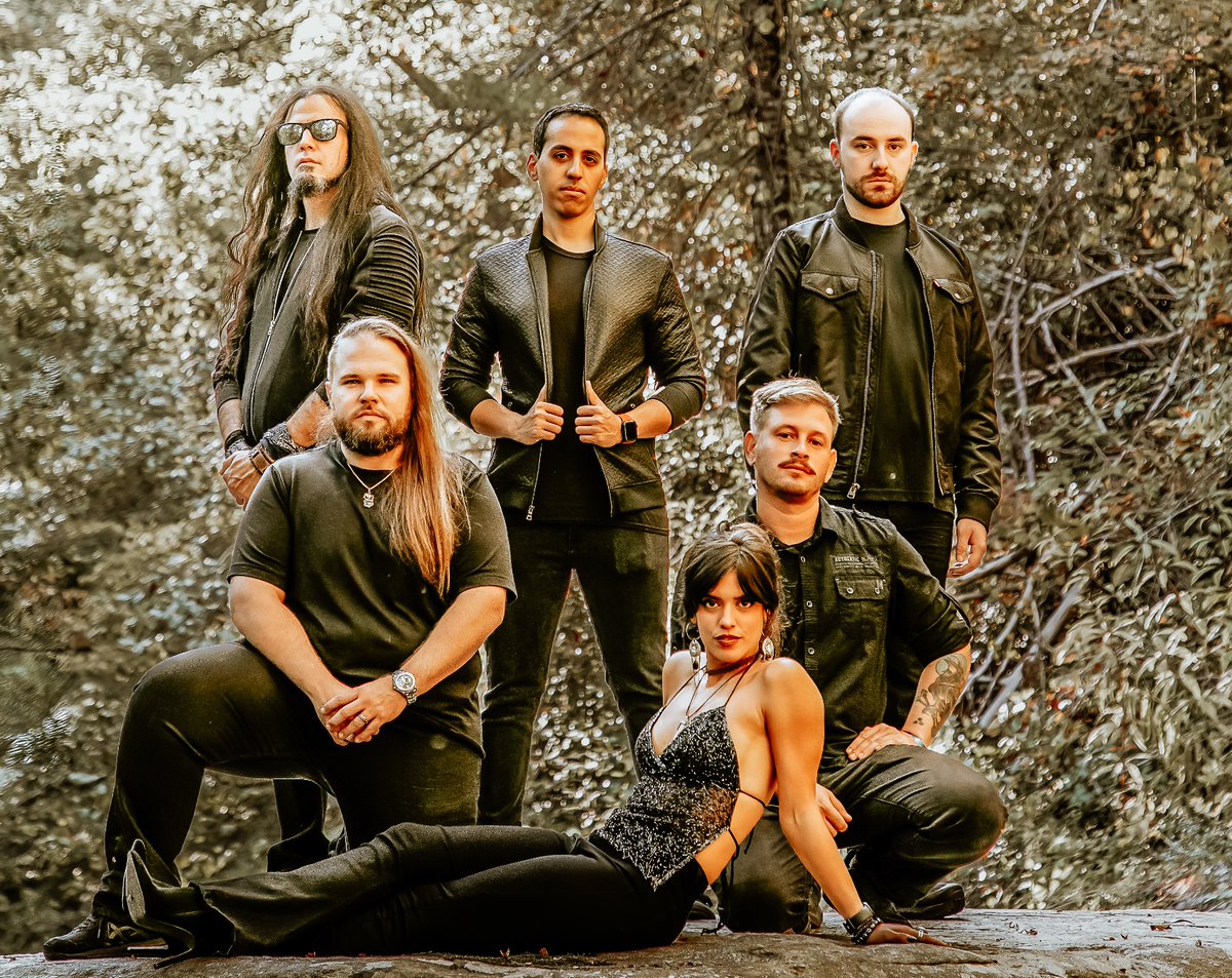 If you love Prog Rock then check out our chat with Alex Nasla and Johnny Ray from The Mourning. Their new album 'Hush' is out June 24th. 
rockthejointmagazine.com/the-mourning-t…

#themourningmusic #progrock #progrockband #progrockbands #rockmusic