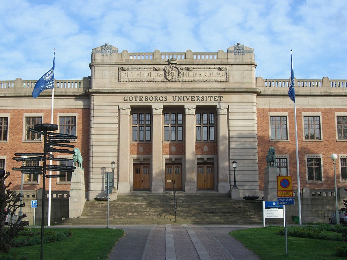 Environmental Social Science PhDs & PostDocs (@enviro_ssh_phds) on Twitter photo The University of Gothenburg (<a href="/goteborgsuni/">Göteborgs universitet / University of Gothenburg</a>) has announced a tenure-track position in Environmental Social Science with 50% free research time (for 4 years with possibility of promotion to permanent employment).
Deadline: 19 August 2024
#academicjobs
web103.reachmee.com/ext/I005/1035/… The University of Gothenburg (<a href="/goteborgsuni/">Göteborgs universitet / University of Gothenburg</a>) has announced a tenure-track position in Environmental Social Science with 50% free research time (for 4 years with possibility of promotion to permanent employment).
Deadline: 19 August 2024
#academicjobs
web103.reachmee.com/ext/I005/1035/…