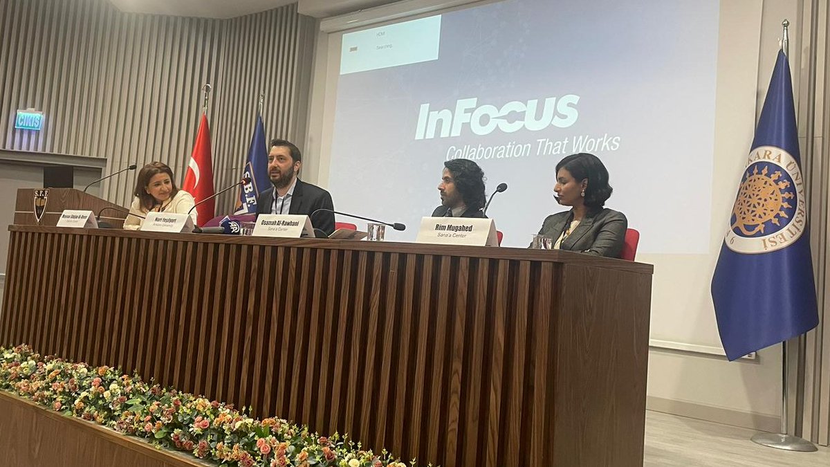 Sana’a Center (@sanaacenter) on Twitter photo During the day's first panel <a href="/maysaashujaa/">maysaa shujaa ميساء شجاع الدين</a>, <a href="/OsamahAlrawhani/">Osamah Al-Rawhani</a> and <a href="/rim_mugahed/">Rim Mugahed</a> unpacked internal dynamics and external influences of the Yemen war. The panel was moderated by <a href="/ynuri/">Nuri Yesilyurt</a>. During the day's first panel <a href="/maysaashujaa/">maysaa shujaa ميساء شجاع الدين</a>, <a href="/OsamahAlrawhani/">Osamah Al-Rawhani</a> and <a href="/rim_mugahed/">Rim Mugahed</a> unpacked internal dynamics and external influences of the Yemen war. The panel was moderated by <a href="/ynuri/">Nuri Yesilyurt</a>.