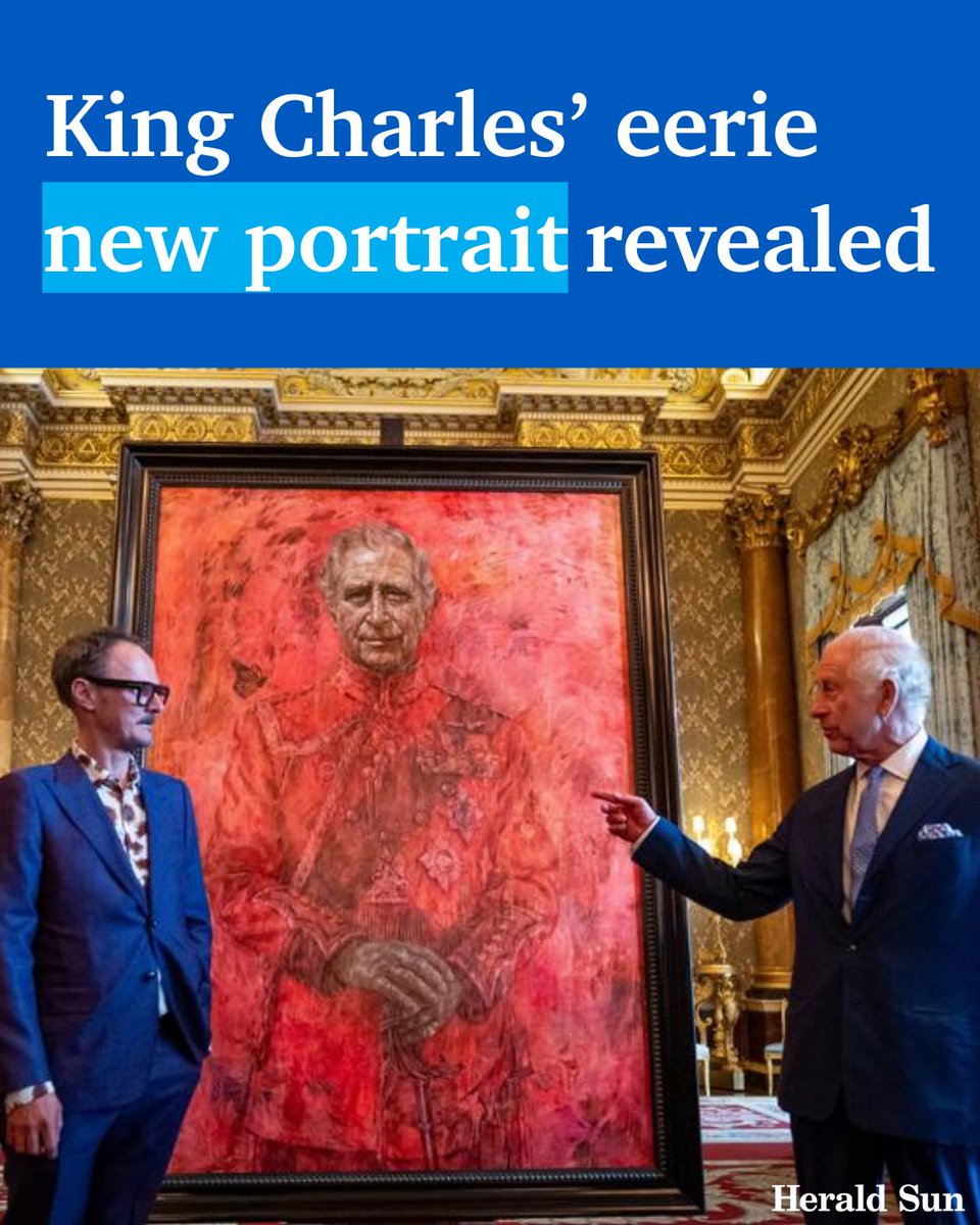 The first official portrait of King Charles since his coronation has been unveiled at Buckingham Palace. The large oil on canvas shows King Charles in the uniform of the Welsh Guards of which he was made Regimental Colonel in 1975. Full story: bit.ly/3QI4Ou4