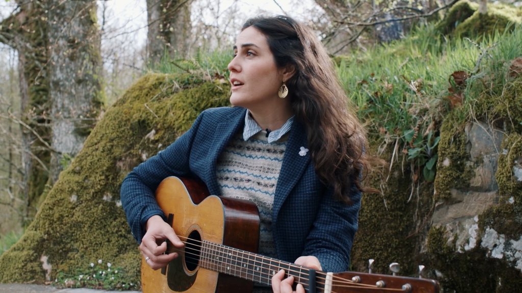 This Thursday at CAMPLE LINE! Join us for a film screening & spring concert with Canadian folk and Americana musician Sarah Jane Scouten + seasonal treats made with locally foraged plants and herbs. 🗓️ 16.5.24, 7-9:30pm 🎟️ £12 / £7 / £3 Book via link in bio or call 01848 331000