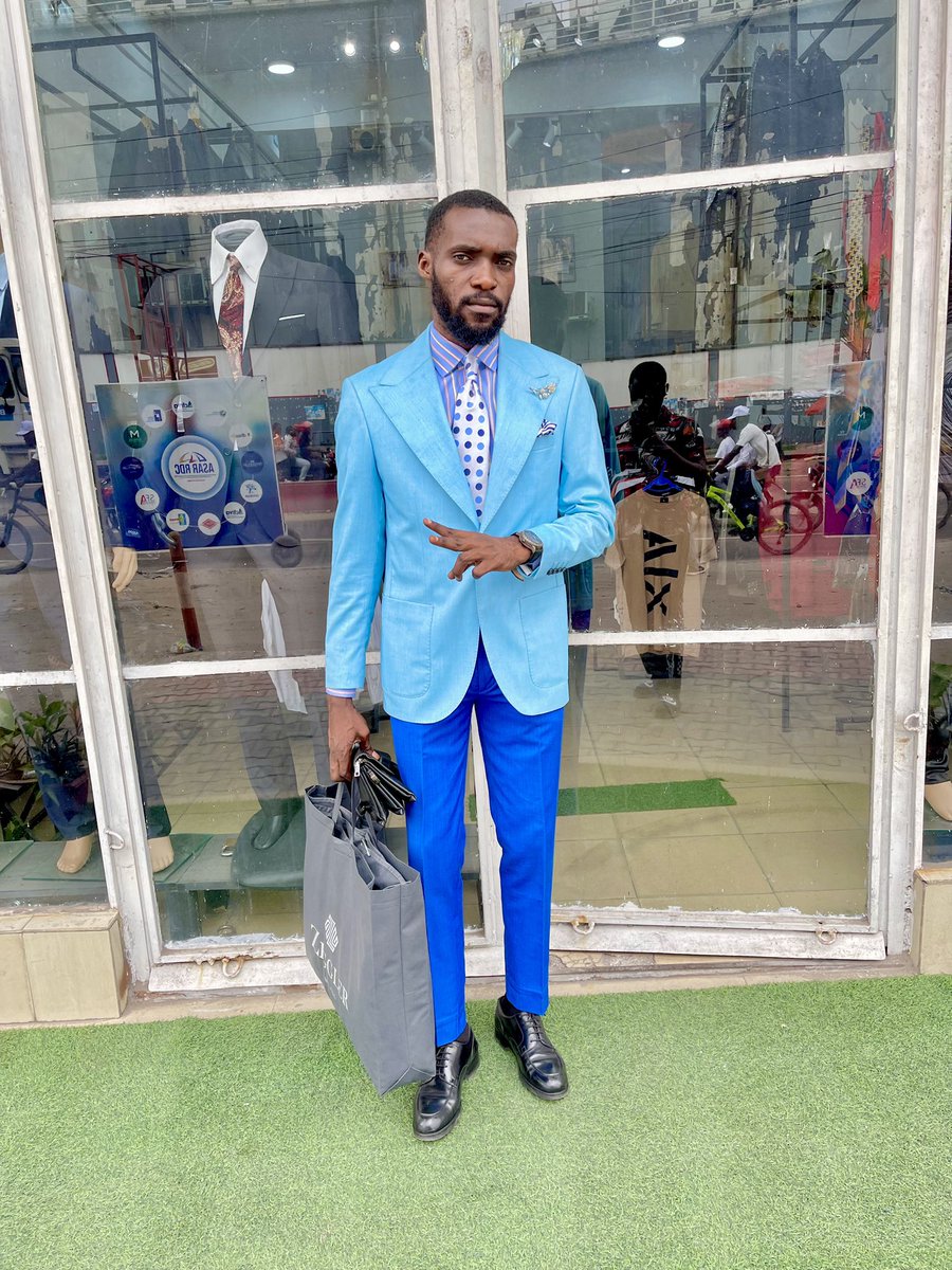 Boutique EL-Confort style 💫

Kinshasa 
Av:Huilerie 1324
En face de la boulangerie pain victoire 

The reflection of the personality

Luxurious working man✨

@central_sage @DeniseNyakeru @kakese_leon @beton_junior @sidis_samy @PrinceIlunga14 @leParrainRDC @cnsimba03 @pap_mas