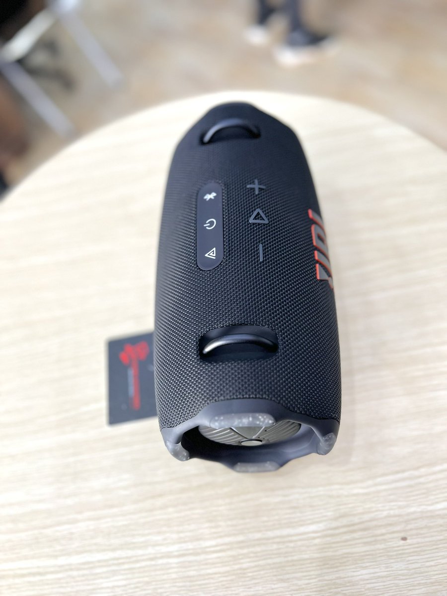 JBL Xtreme 4 Portable Bluetooth Speaker, ProSound with Powerful Bass Radiators, AI Sound Boost, Built-in Powerbank, Multispeaker Connection by Auracast, IP67, Replacable Battery, Fast Charging (Black)
 🏷️1,250,000UGX 

📍Uk Mall kansanga G-06 
#legendsaccessories