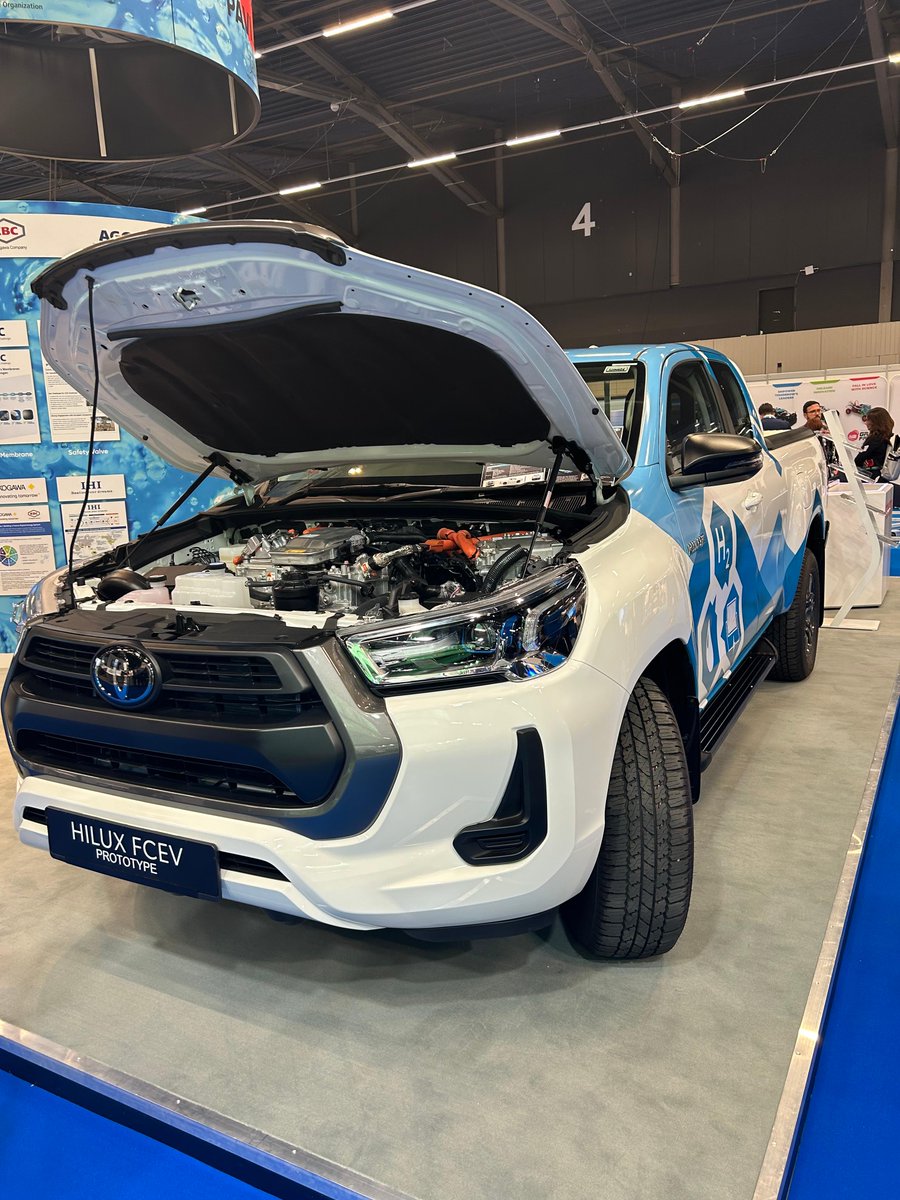 At #WorldHydrogen2024, Rotterdam, we are showcasing Wales’ hydrogen innovation and energy potential, while learning from our international friends. We have bold plans to harness our powerful Celtic Sea to get Wales to #NetZero by 2050, reduce pollution and build a #greeneconomy