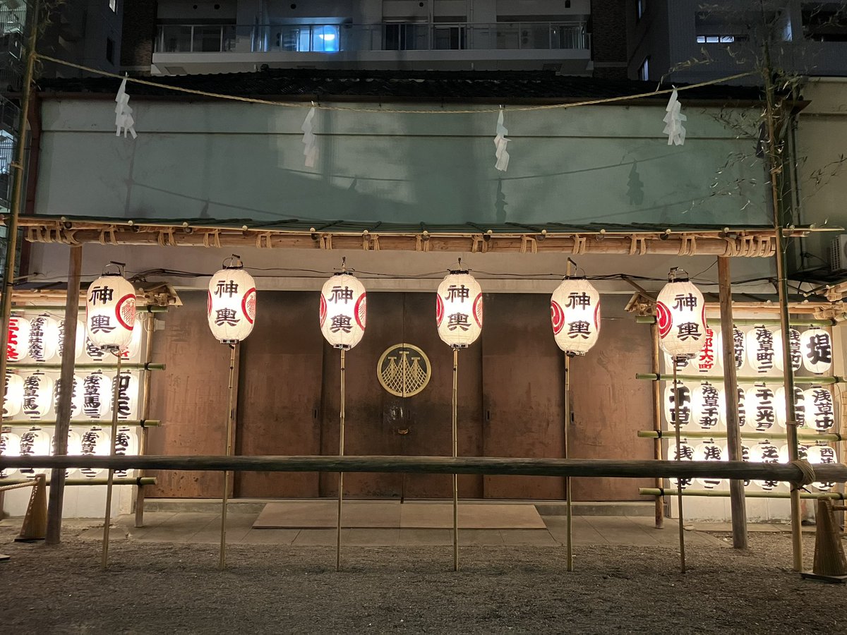 三社祭 神輿庫