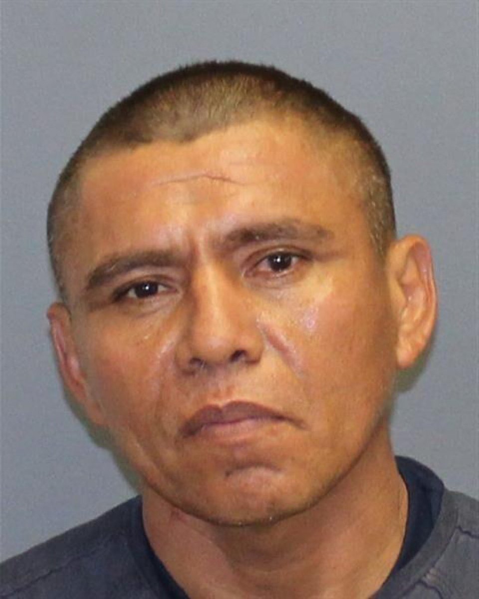 Another murder, another Illegal arrested. 

A woman in West Virginia was allegedly killed by David Antonio Calderon from El Salvador.  He’s here illegally.

Close the border.