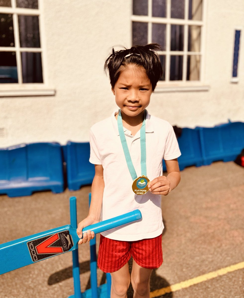💥 Player of the Week Award 💥

Congratulations to PoW Kien from #StThomasMore in #Kidbrooke @Royal_Greenwich.

Kien has demonstrated an in-depth knowledge of cricket which has accelerated the development of his skills this half term. 🏏

#KidbrookeKings