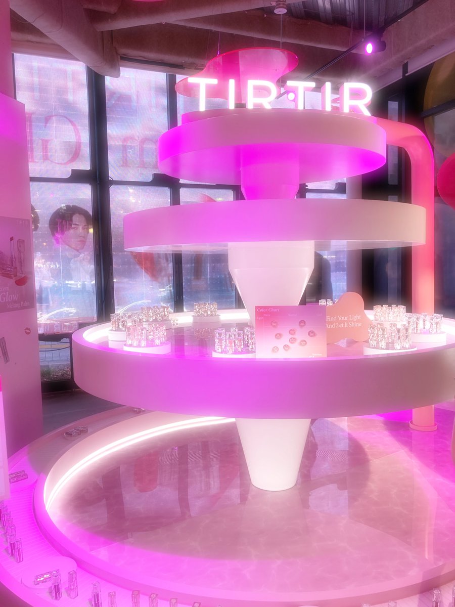 April___47's tweet photo. TIRTIR Water Glow Park POP-UP
早速 行ってきた ~ ( *ˊᵕˋ)!

#TIRTIR  
#ティルティル  
#ウォーターリズムグロウティント  
#PR   
@tirtir_jp https://t.co/svkOdXPaK0