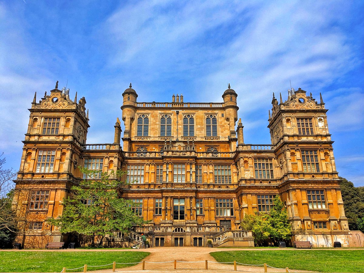 The absolutely stunning home of #batman sorry @wollatonhall 
It is an Elizabethan hour built between 1580-1588 by the architect Robert Smythson. And is a Grade 1 listed built and is the first est example of its type in the UK.