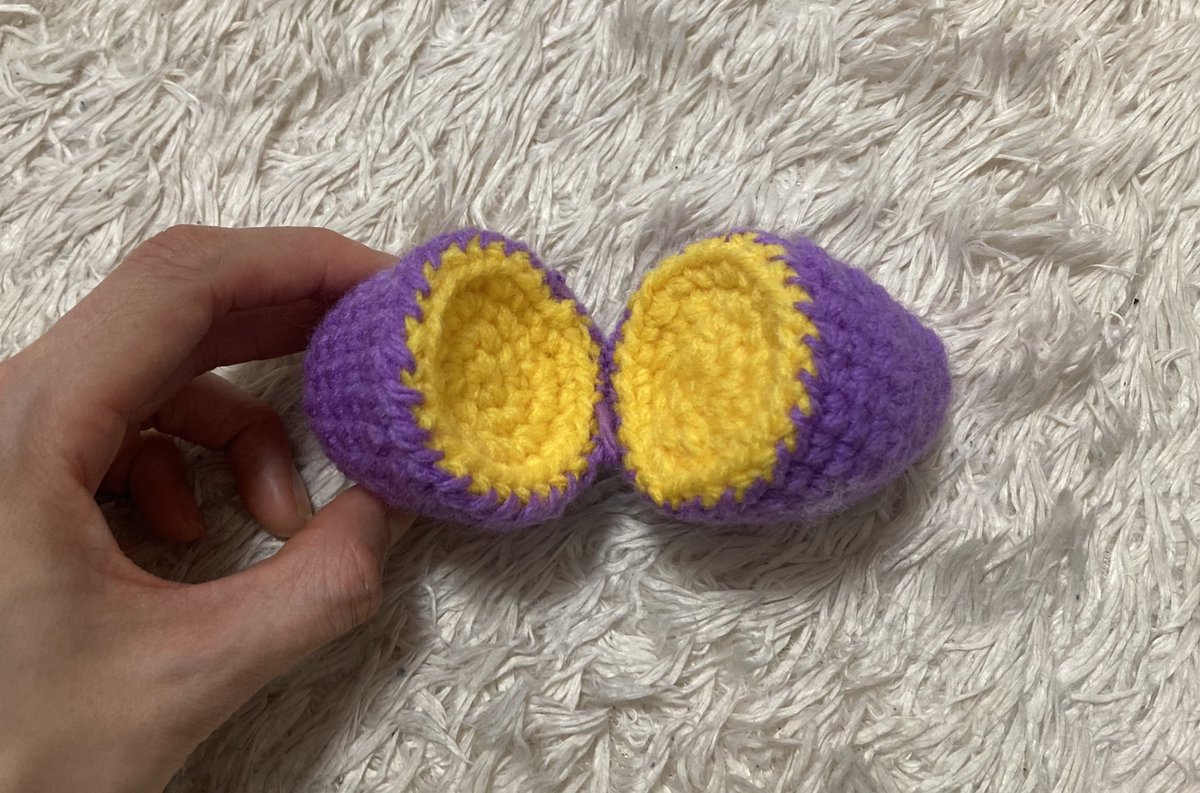 これは自我を持つ前の芋氏

「自我」って何？って感じた人は、過去のポスト見てほしい🌱

 #編みぐるみ 
 #ハンドメイド
 #ハンドメイド作品