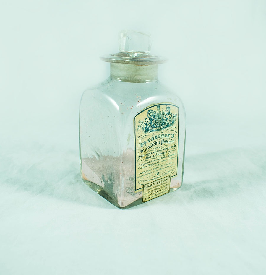 'A large teaspoonful to be taken occasionally in a little water; or new milk.' This is Dr Gregory's Stomachic Powder for indigestion, acidity, heart-burn, and irregular bowels. The bottle dates from c.1860 and still contains a small amount of powder. heritage.rcpsg.ac.uk/items/show/791