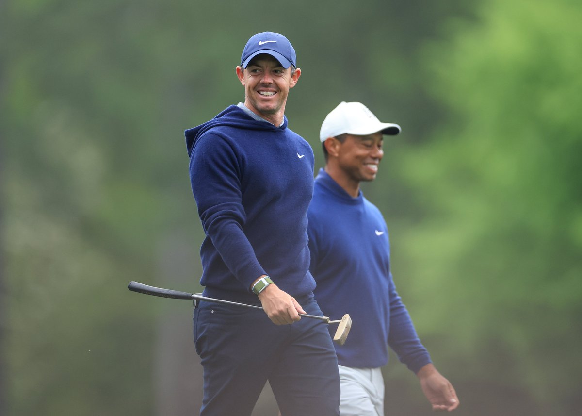 Tiger Woods keeps it professional when discussing Rory McIlroy following divorce confirmation irishstar.com/sport/golf/tig…