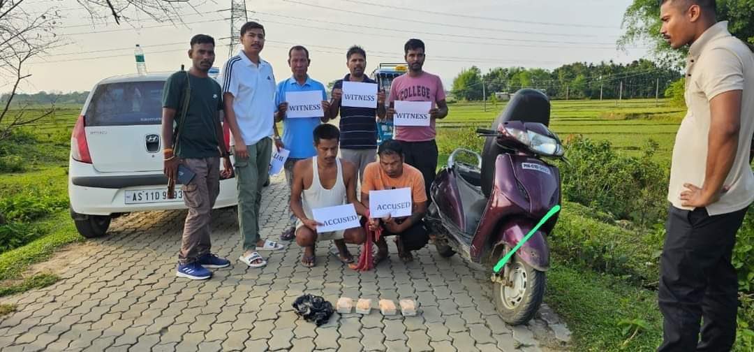 Cachar Police arrested Premchandra Singh and Joy Kumar Meitei from Binakandi Part I, recovering 45.16g of suspected heroin from their scooty (Reg No. MN-01D-5027). 
#WarOnDrugs 
#MeiteiNarcoTerrorists