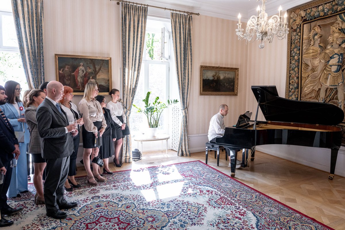 Addressing our common heritage of the Constitution of 3 May 1791, a joint 🇵🇱🇱🇹 event was held at the Embassy yesterday. We celebrated the legacy of our Constitution among the members of @Sverigesriksdag and @SweMFA, diplomatic corps, 🇸🇪 partners, as well as 🇵🇱 and 🇱🇹 diaspora.