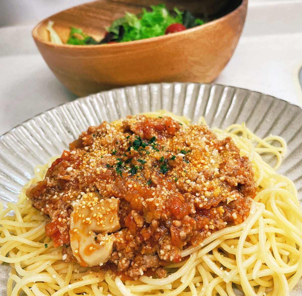 晩ごはん🌙*ﾟ
ミートソースパスタ🍝にしました😋
夕方から次男坊の眼科とメガネ屋さんへ。
視力かなり悪くなってたなぁ🤢💦
#おうちごはん
#料理記録
#ごちそうさまでした