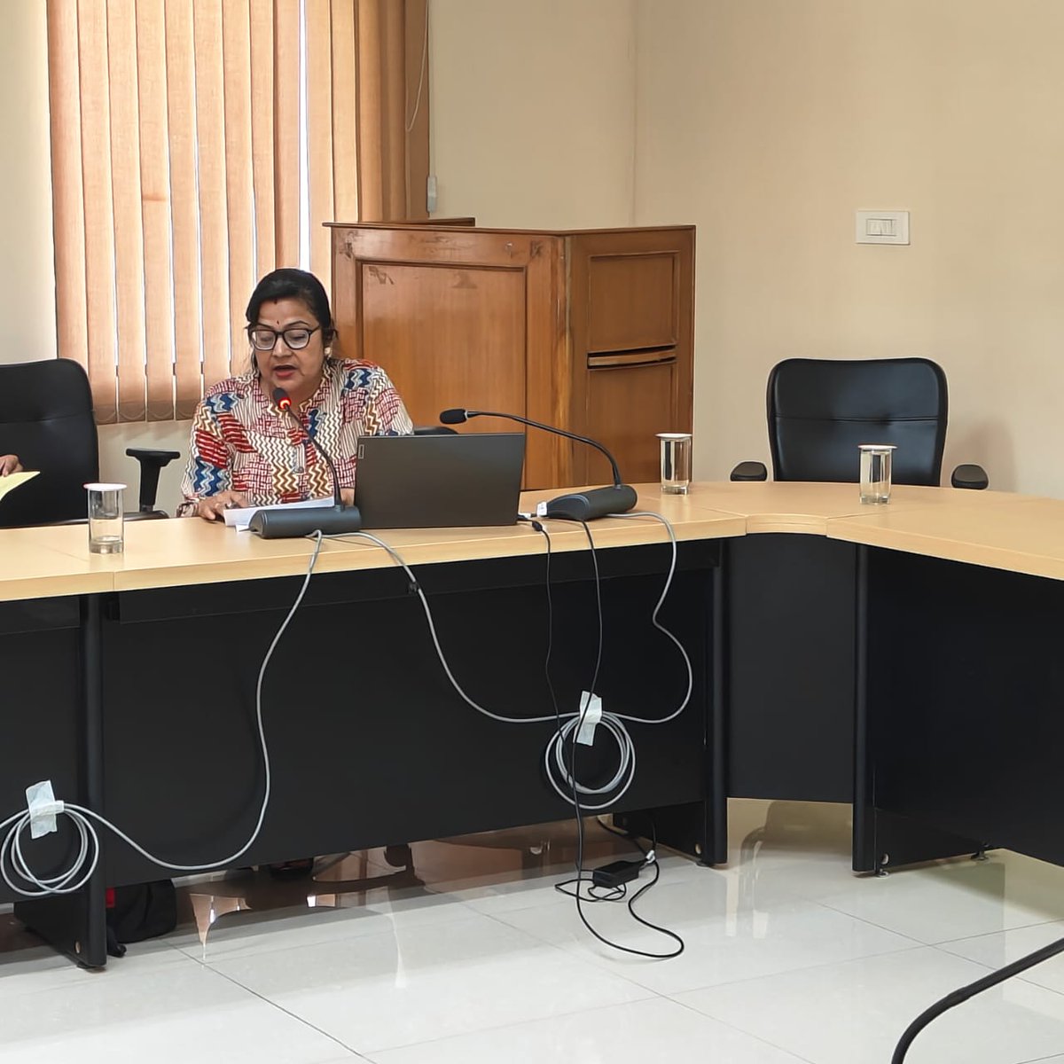 Day 1: History of Science Project Investigator's Meet, being held at INSA premises. Dr Rasna Rajkhowa (Tyagbir Hem Baruah College, Assam) presented progress of project entitled “A study on Kaiths & Kaitheli mathematics in medieval Assam”.