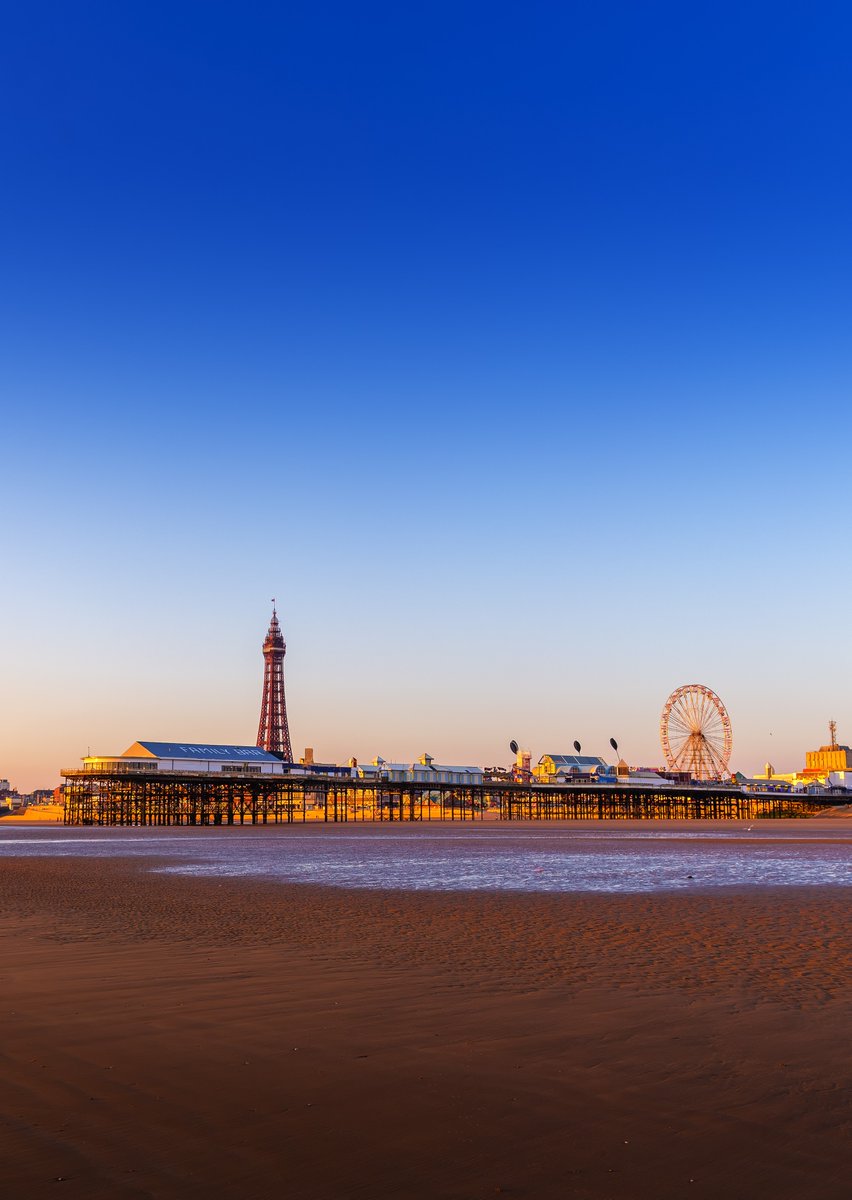 Fantastic news! It's just been announced that three of our beaches have scooped Seaside Awards from Keep Britain Tidy: 🌊 Blackpool South 🌊 Blackpool Central 🌊 Bispham This shows our beaches are clean, safe and meet high environmental standards. 🔗 bit.ly/seasideawards2…