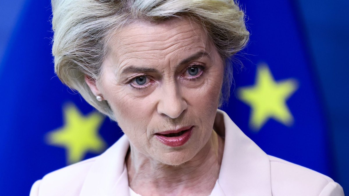 Attention ! #Ursula Von der Leyen vient d’annoncer un « bouclier de l’UE contre les ingérences étrangères », ce qui veut dire concrètement un renforcement massif de la censure des réseaux sociaux et d’Internet, sous prétexte de grande méchante Russie ! Elle ne s’en cache même pas…