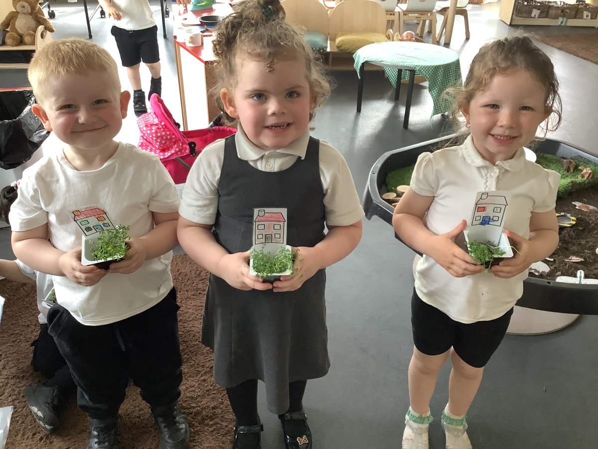 Team Opal are very pleased that we managed to grow our own sunflowers and cress gardens! 🌱🌻