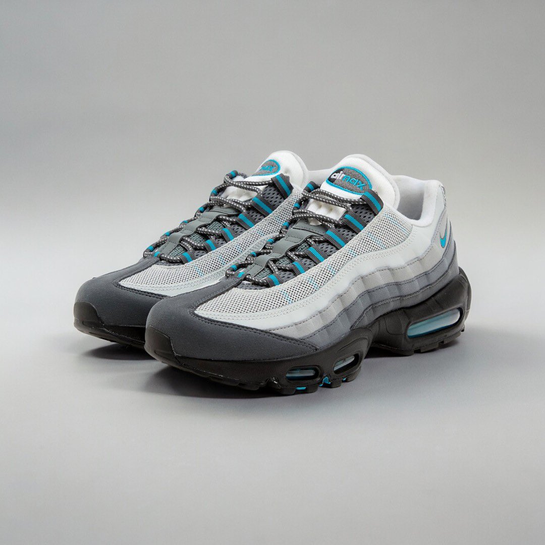 🚨🔜 Coming Soon - Nike Air Max 95 “Baltic Blue” 🌊 

Expected to drop later this year via JD Sports & Nike

We’ll have exclusive first access to this latest nike release follow @Rigouts_UK and stay up to date on release information 📲
