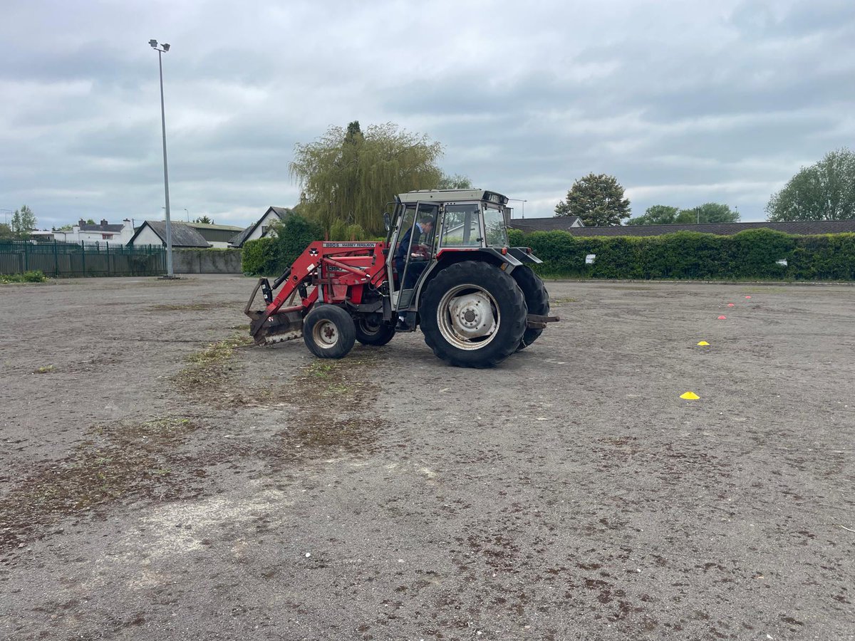 We were delighted to see our Ag Science students engaged in Tractor Safety Training on Tuesday last. Kevin O’Connor from FRS Roscrea delivered the certified course highlight tractor safety and training which we hope is a life skill our students will take to the workplace.