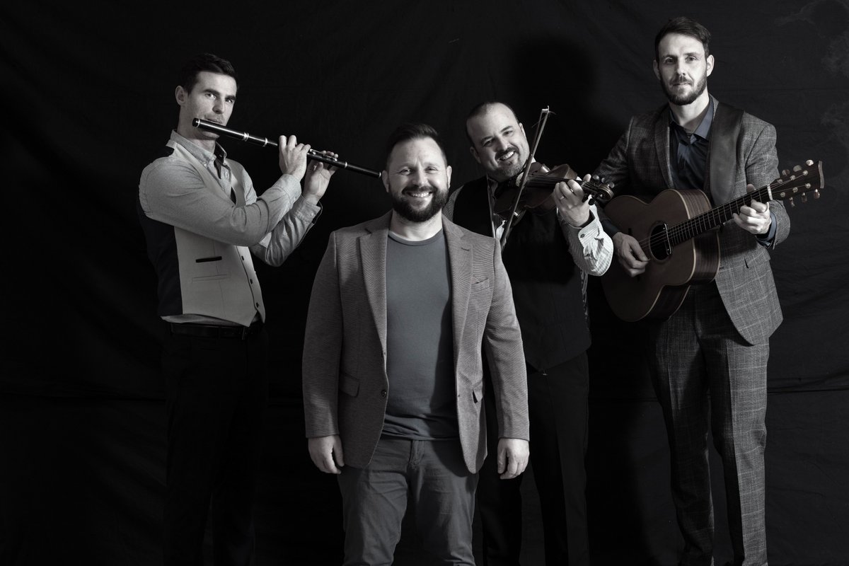 Otley Courthouse (@otleycourthouse) on Twitter photo Renowned for captivating live performances, <a href="/thejeremiahsie/">THE JEREMIAHS</a> blend original songs with classic folk tunes, earning accolades worldwide.
Don't miss their poignant vocals and masterful instrumentals!⬇️
🎟️24th May: bit.ly/49O2Iju Renowned for captivating live performances, <a href="/thejeremiahsie/">THE JEREMIAHS</a> blend original songs with classic folk tunes, earning accolades worldwide.
Don't miss their poignant vocals and masterful instrumentals!⬇️
🎟️24th May: bit.ly/49O2Iju