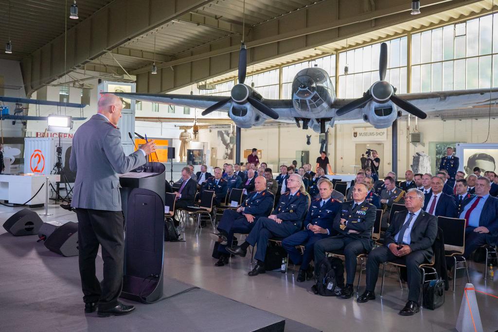 Mit einem großen Dank an alle Teilnehmenden endet das 'International Strategic Air Defence Symposium Berlin 2024' erfolgreich! Intensiv wurde über die Bedeutung der integrierten Luftverteidigung bis hin zu den Herausforderungen der zunehmend komplexen Sicherheitslage diskutiert.