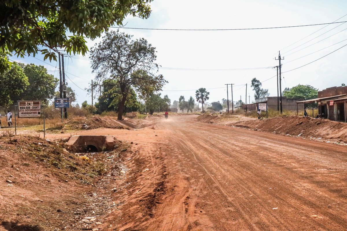 📌 Exciting news for the West Nile Region! On Friday May 17th 2024, the Prime Minister of the Republic of Uganda, Rt. Hon. @RobinahNabbanja, will officiate the groundbreaking ceremony for the Koboko—Yumbe—Moyo road project [103.08Km] at Sesse Playground, Yumbe Town Council.