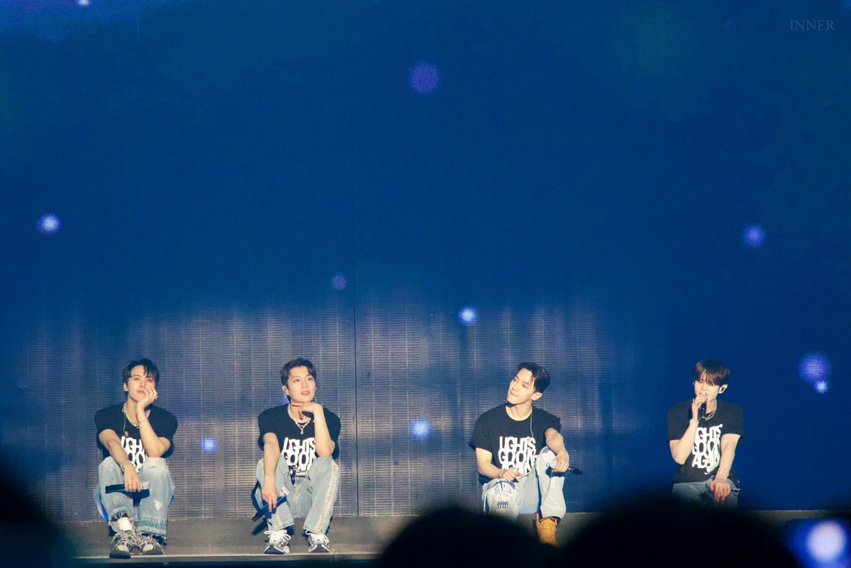 inner1016's tweet photo. 너무 좋았던 그날들의 분위기
💙💛💚💜

#하이라이트 #비스트  
#윤두준 #양요섭 #이기광 #손동운 
#HIGHLIGHT #BEAST 
#Yoondujun #Yangyoseop 
#Leegikwang #Sondongwoon 
#LIGHTS_GO_ON_AGAIN https://t.co/9i00HT6s64
