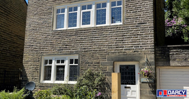 DarcyJoinery's tweet image. Beat the British weather with our Stormproof Casement Windows; they&apos;ll keep you warm and dry, no matter what the sky decides to do. 🌧️

Weatherproof your home in style. ➡ bit.ly/3fwOdd2 

#DarcyJoinery #WeatherproofWindows