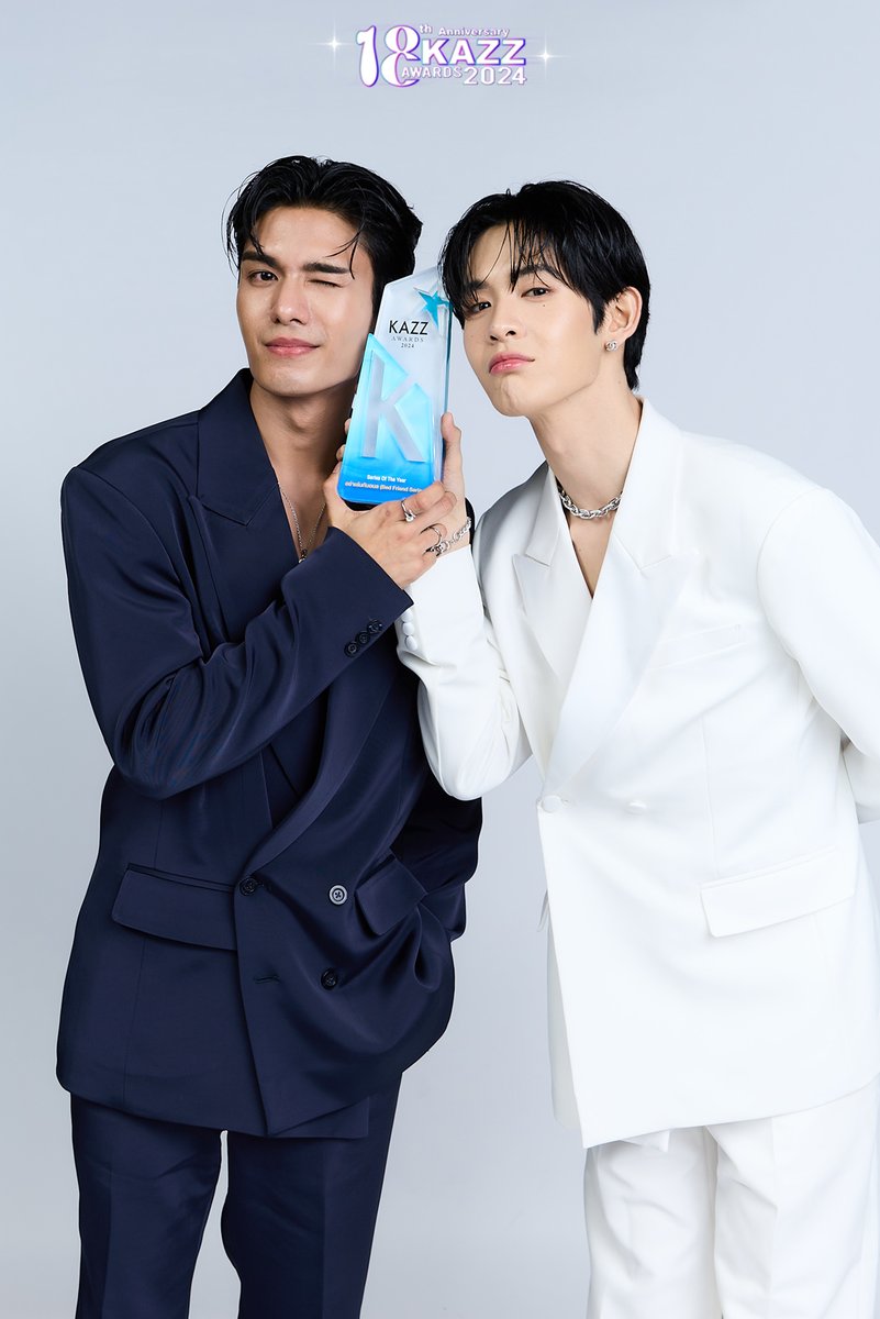 รักน้าาาาาา "เน็ต - เจมส์" 😘🖤🤍

#KAZZMAGAZINE #KAZZAWARDS2024