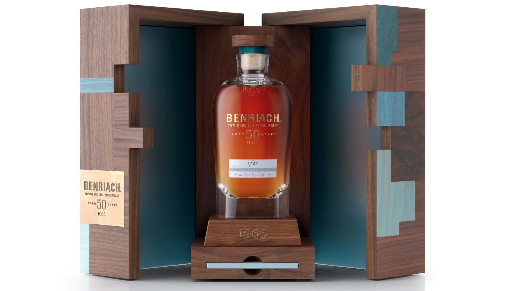 Brown-Forman introduces Benriach 1966 Cask Aged 50 Years at Singapore: Benriach 1966 Cask Aged 50 Years is the oldest ever Benriach expression. Brown-Forman Global Travel Retail (GTR) has unveiled Benriach 1966 Cask Aged 50 Years – the oldest ever… dlvr.it/T6vy0k