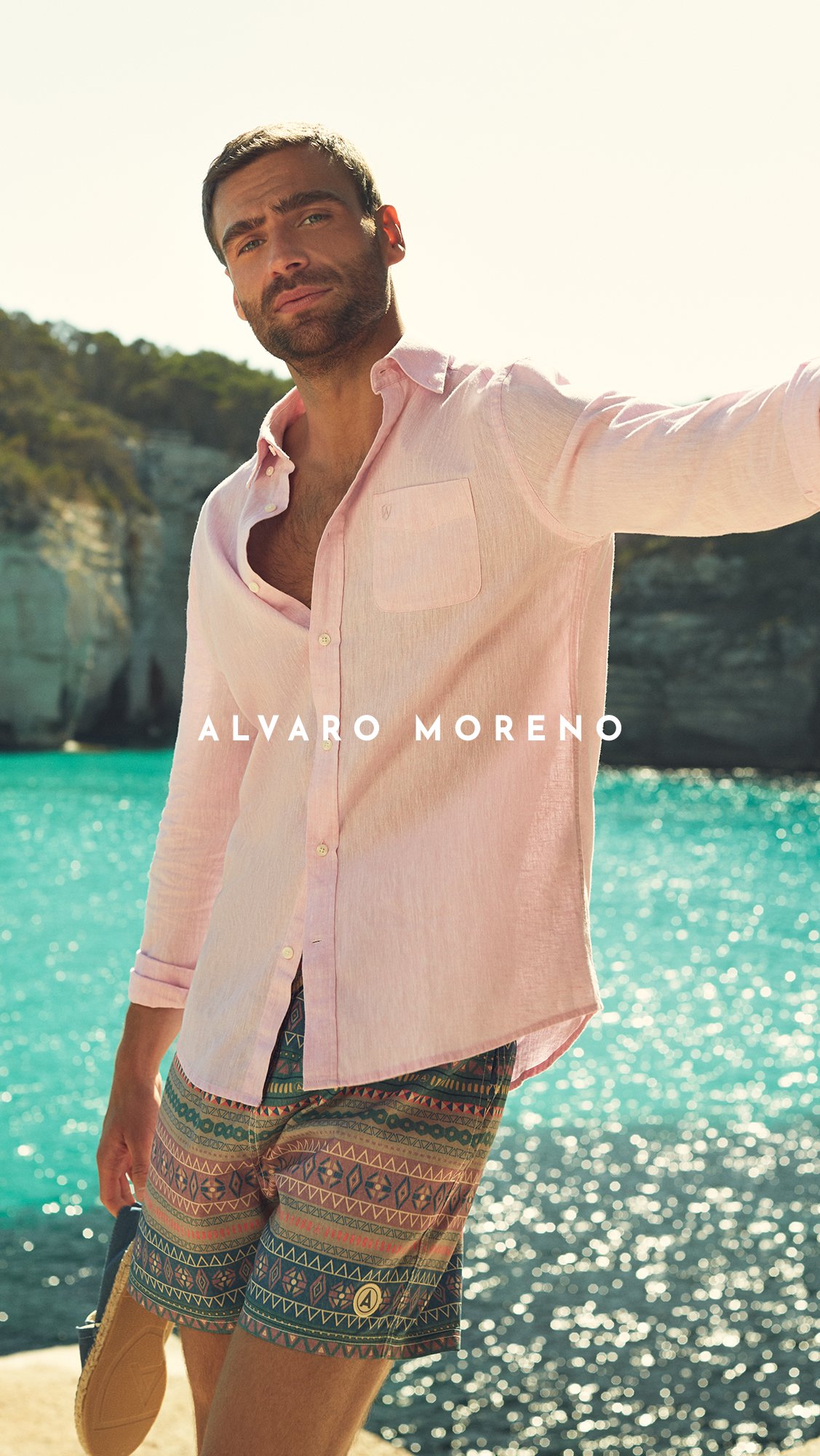 ALVARO MORENO on X COLOR DE VERANO Contrastes atrevidos son la clave para llenar de luz tus looks de la temporada. https t PDatW4EUPR https t wyH3eurEQ9 X