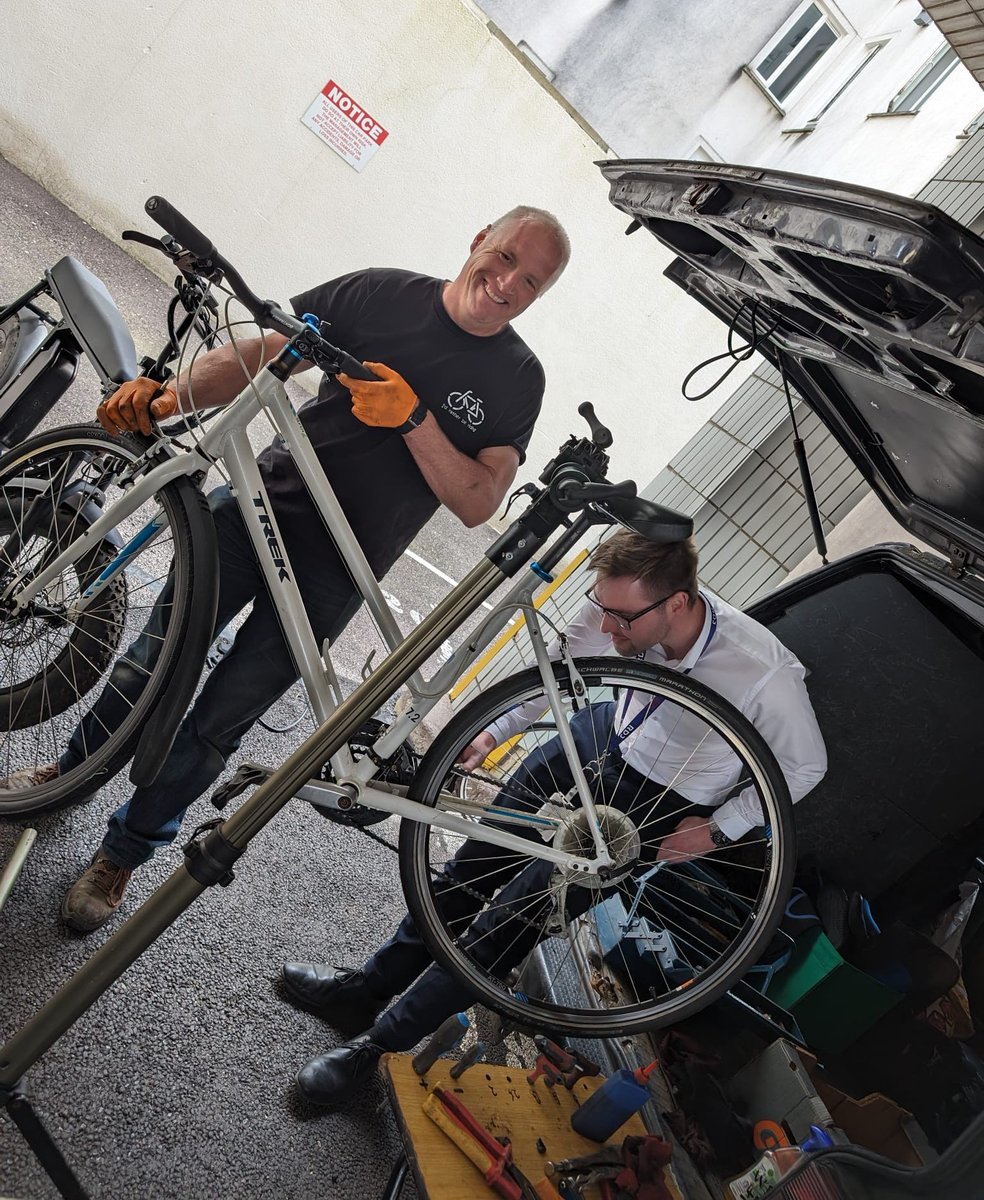 Since our move into 85 South Mall more of our employees have been able to use more sustainable modes of transport to commute, with the number of people cycling to work increasing. To celebrate #BikeWeek @TheBikeShedCork came to service everyone’s bikes to keep them cycling.🚴‍♀️