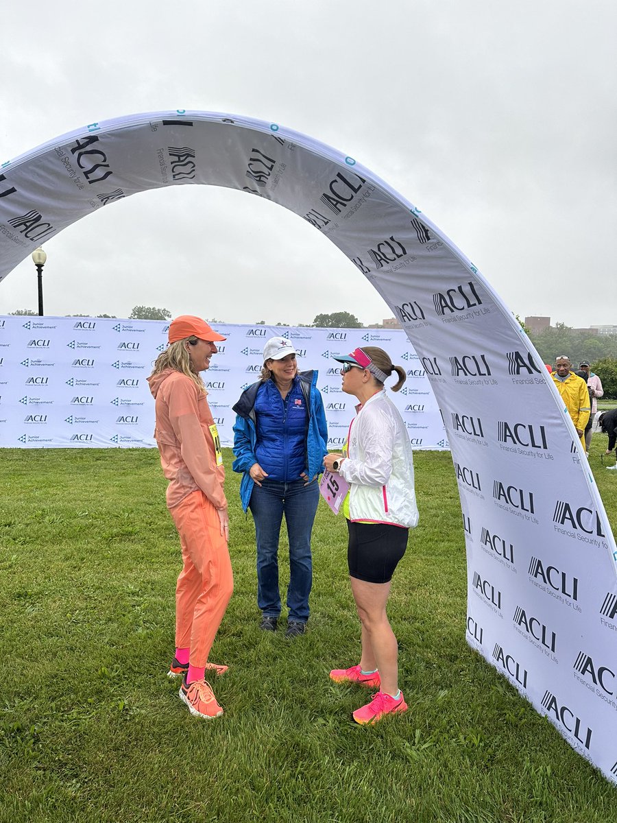 Legends at the ACLI #CapChallenge! @Susankneely @runcamille @SenatorSinema