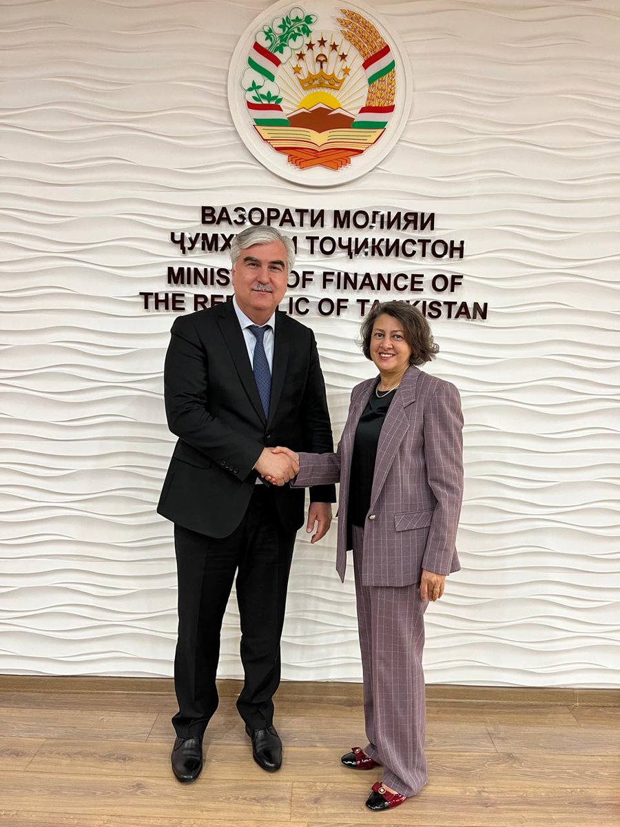Great discussion with Fayziddin Qahhorzoda, Tajikistan's Minister of Finance, on the importance of investing in #nutrition and early childhood development to build #humancapital. Through nutrition action we can #PowerTheChange for a prosperous future.